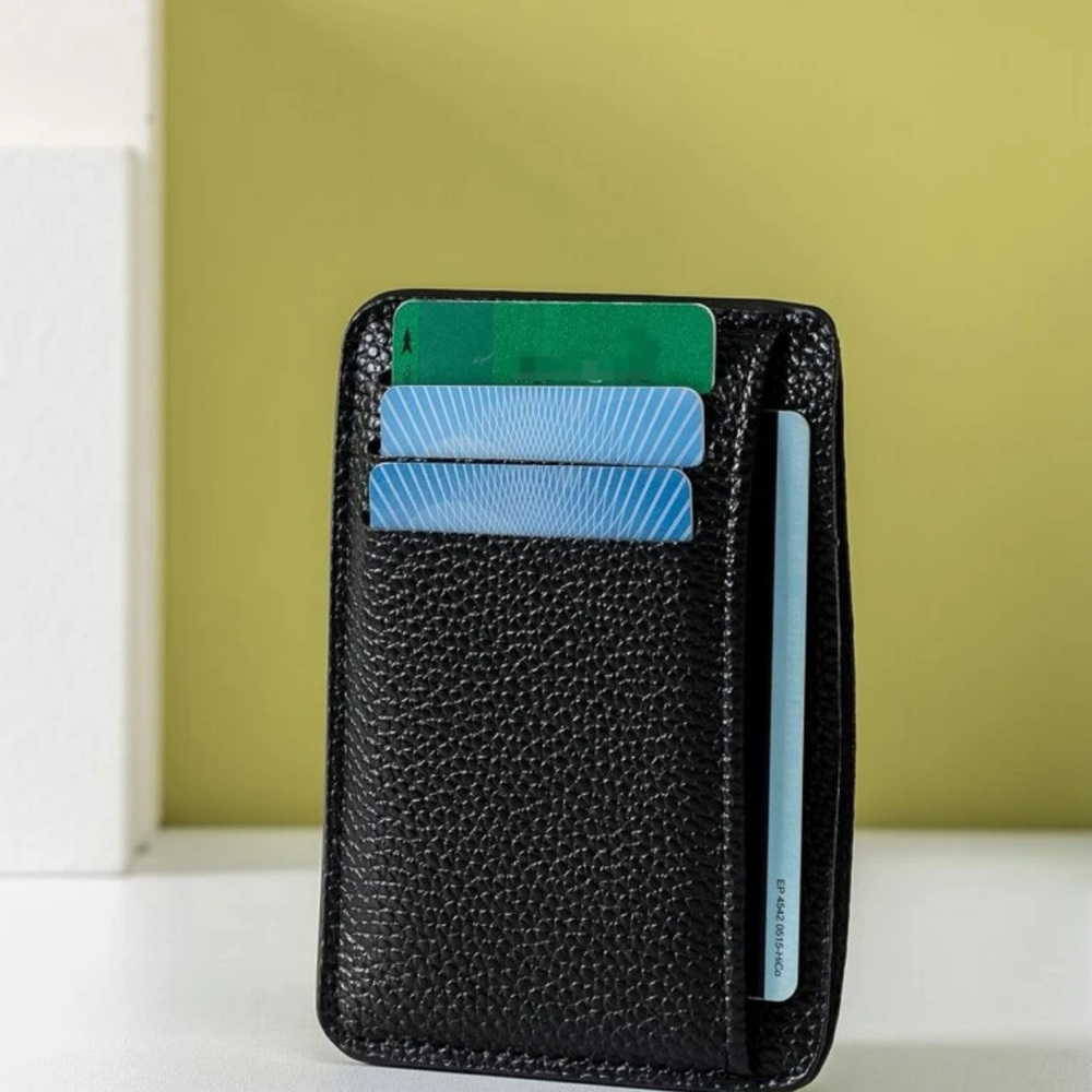 Men Textured Card Holder